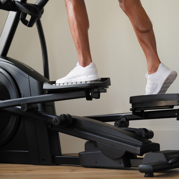 nordictrack-airglide-14i-elliptical-pedals-closeup_600 NordicTrack AirGlide